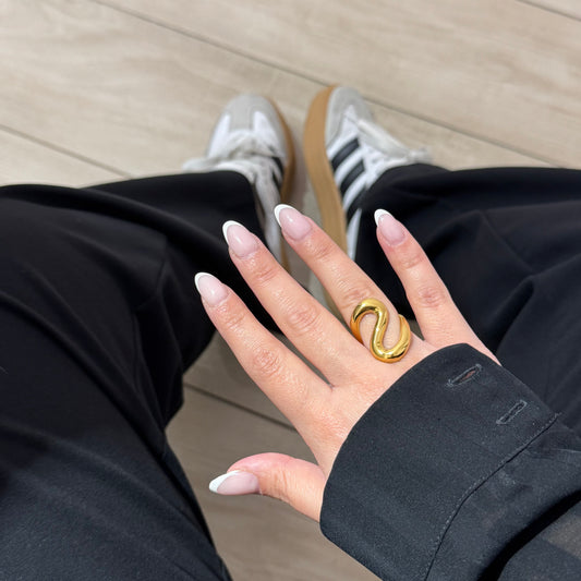 Anello Esse